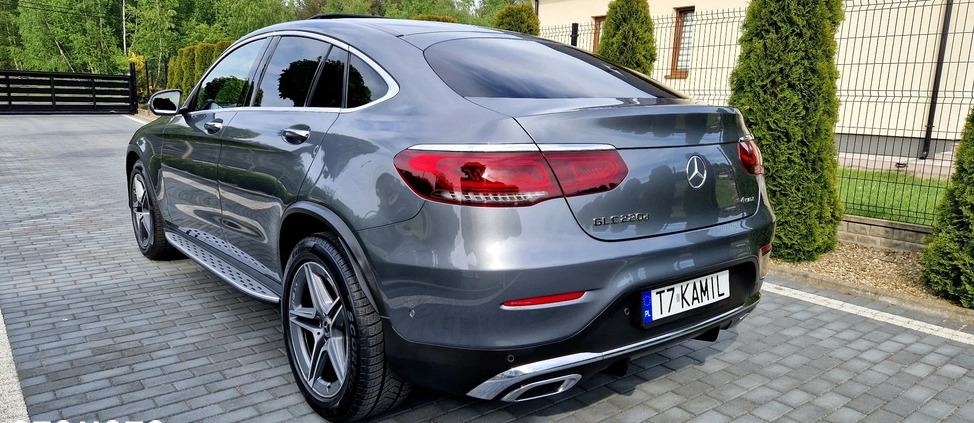 Mercedes-Benz GLC cena 164000 przebieg: 165000, rok produkcji 2020 z Chorzów małe 781